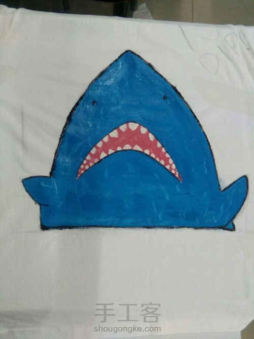 鲨鱼手绘T恤 第3步