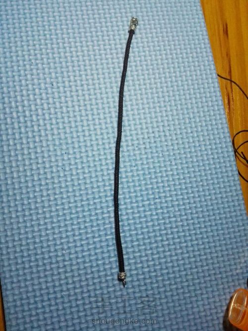 无痕夹芯金刚结手绳 第11步