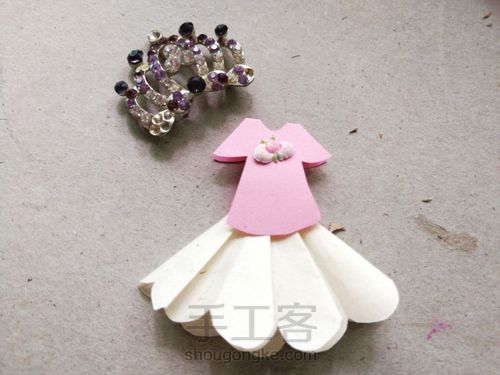 纸制可爱公主裙ớ ₃ờ 第6步