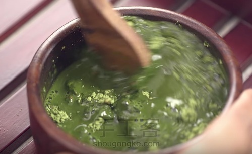抹茶祛痘面膜 第3步