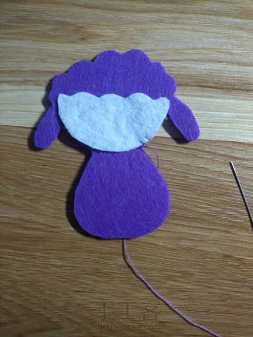 一只萌萌哒的小羊 第4步