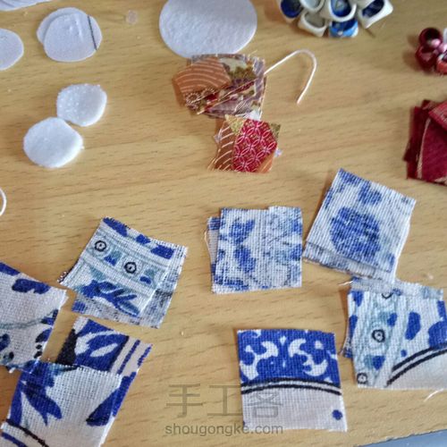 和风细工花烫金棉布铃铛流苏发簪发夹 第1步