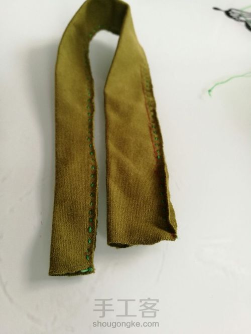 幼儿园里要求制作的一条小尾巴! 第3步