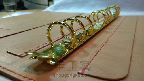 B5尺寸马缰活页夹笔记本套 第10步