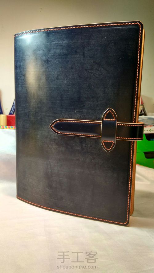 B5尺寸马缰活页夹笔记本套 第12步