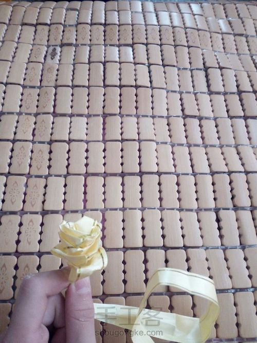 丝带玫瑰🌹 第6步