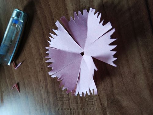 叠康乃馨花 第8步