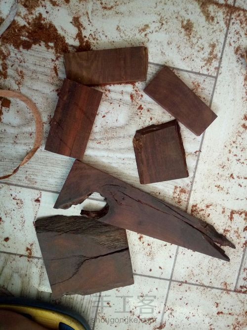 履带手串制作 第1步