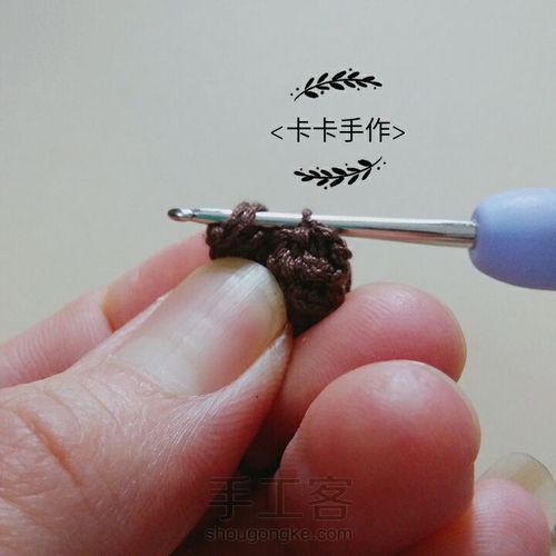 钩编小鹿胸针一枚 第8步