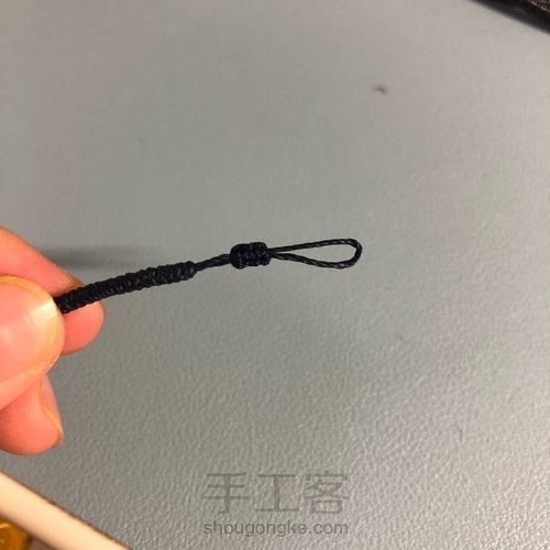 （原创）一个多用的包挂绳 第2步