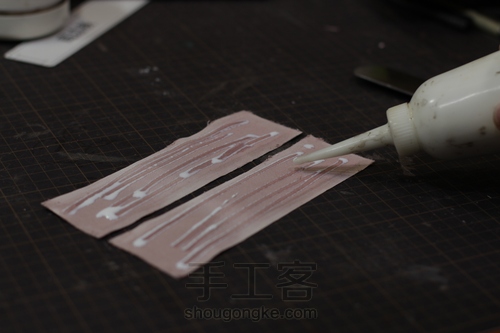 精心挑选配色，制作一只MINI挎包搭配您满衣柜的衣服 第23步