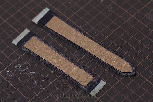干练风格的鳄鱼皮表带 第9步