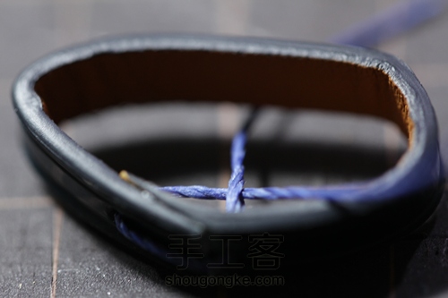 干练风格的鳄鱼皮表带 第38步