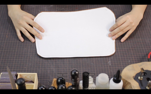 手工皮具 | Mercury邮差包简单制作流程 第58步