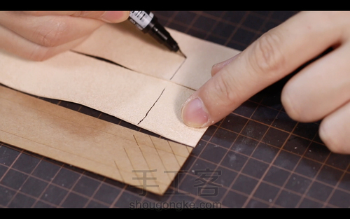 手工皮具 | Mercury邮差包简单制作流程 第68步