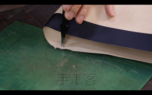 手工皮具 | Mercury邮差包简单制作流程 第114步