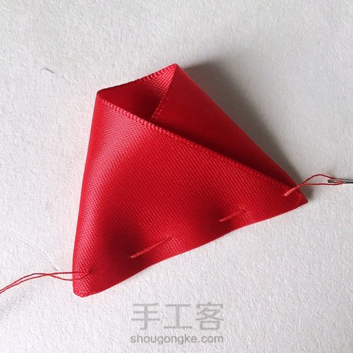 不一样的花朵发饰-4 第5步