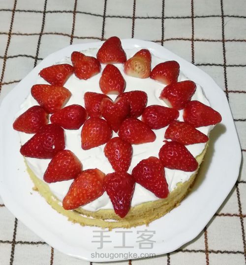 简单易学的草莓蛋糕 第17步