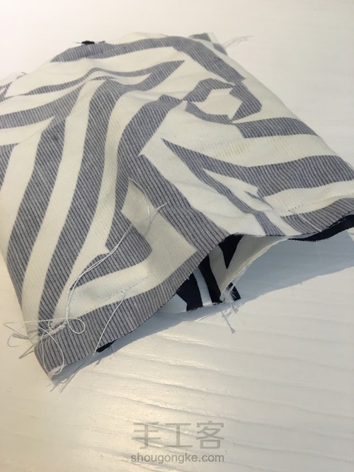 简单可爱的布艺针插 第7步