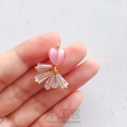 自己DIY粉粉亮亮的耳环 第9步