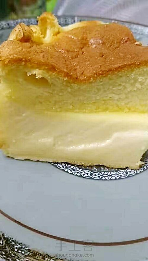 魔法蛋糕——一种新潮的蛋糕,一个蛋糕里面有三个层次,三种口感 第8步