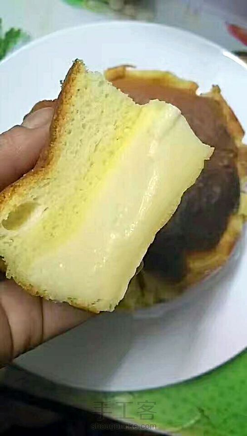 魔法蛋糕——一种新潮的蛋糕,一个蛋糕里面有三个层次,三种口感 第9步