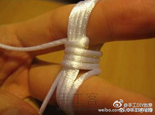 随手绳子打结【转载微博（手工DIY创意）】 第3步