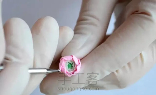 粘土手工课程 DIY珍珠花卉手链 第6步