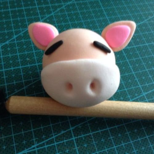 粘土手工课程 DIY十二生肖之生肖猪 第5步