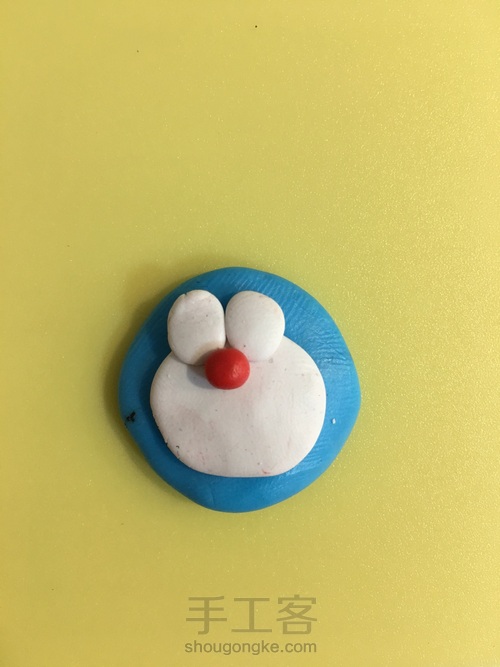 软陶平面多啦A梦 第2步