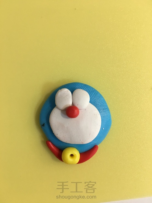 软陶平面多啦A梦 第3步