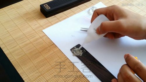 愚心手作木质书签刻字镶银教程 第16步