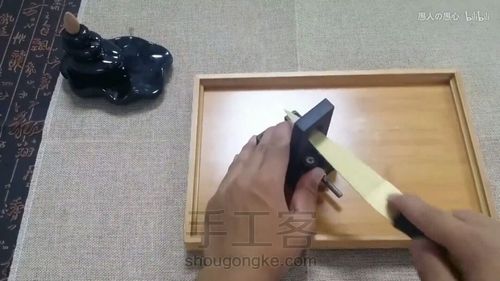 木艺滴胶吊坠,为你留住一朵花的春天 第6步