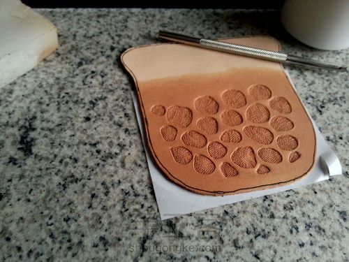 折刀套“烂尾蜥”的诞生 第3步