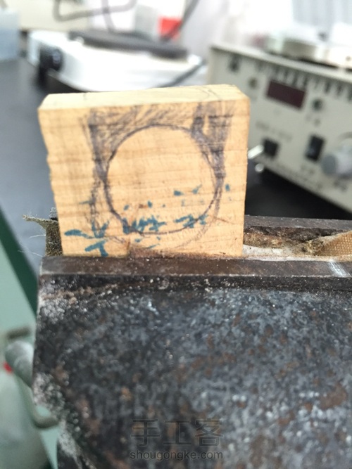 金珀黄杨木戒 第1步