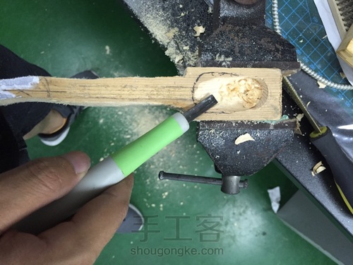 破木勺子 第3步