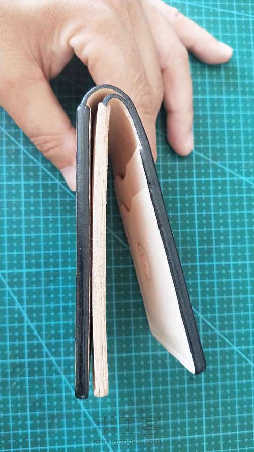 皮雕驾照包 第8步