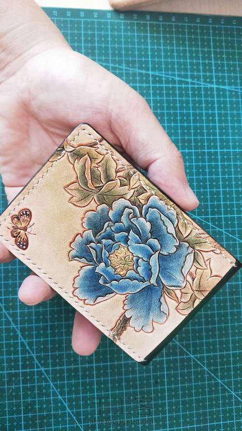 皮雕驾照包 第13步