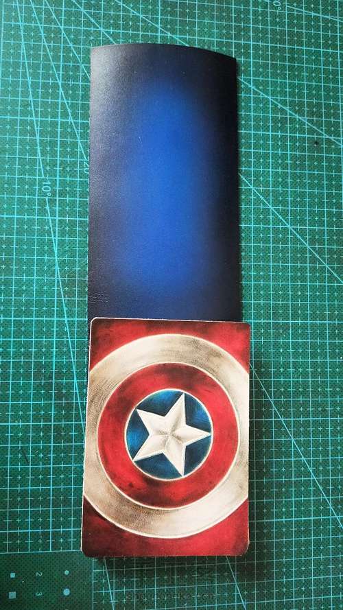 手工皮具 皮雕 美队盾牌驾照包 第6步