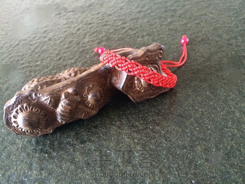 超简单的斜卷结手绳 第1步