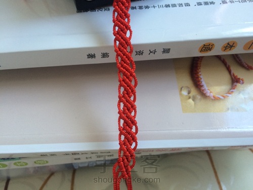 超简单的斜卷结手绳 第19步