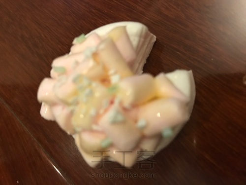 粘土食玩_棉花糖蛋糕😘😘😘😘😘😘我无聊😂 第25步