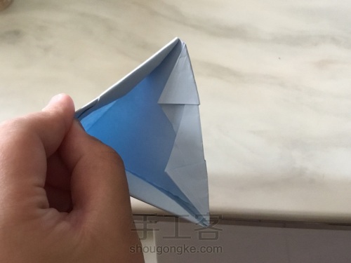 折纸手机架，最简单的做法 第16步