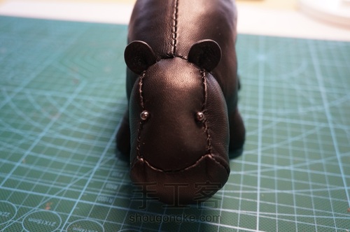 手缝真皮小动物玩偶 第29步