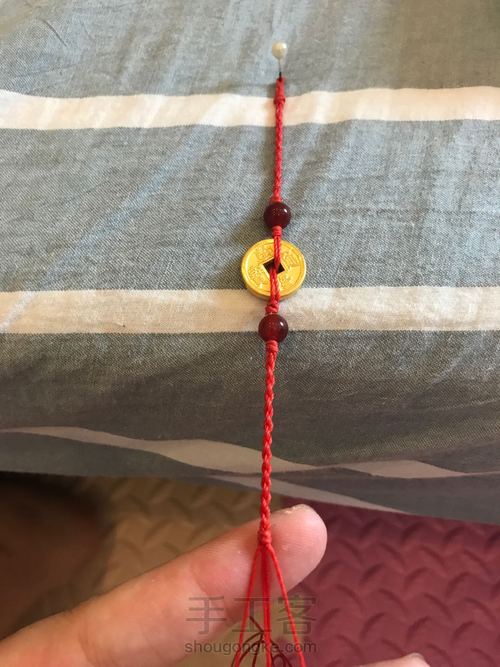 宝宝红绳手链 第12步