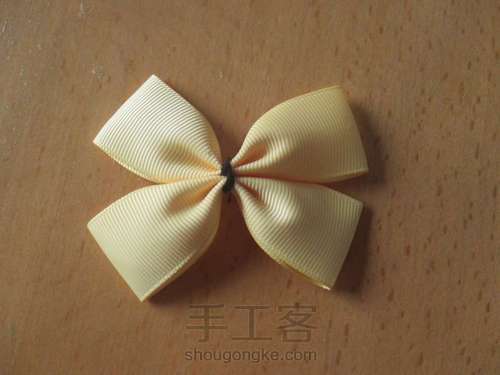 向日葵🌻发夹 第4步