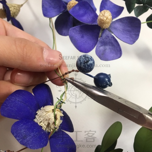 花艺画框（紫鸢）—让鲜花开满你的墙壁 第7步
