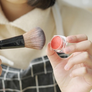 教你DIY腮红，把省下的钱拿去败口红吧！