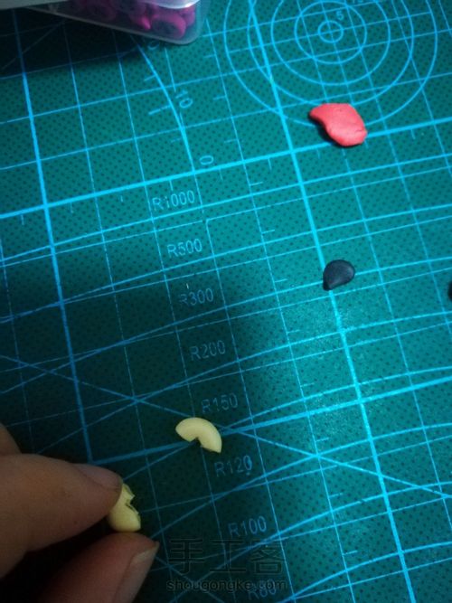 软陶苹果切片 第3步