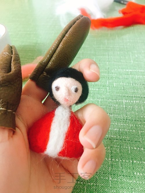 【羊毛毡原创】非常可爱的羊毛毡小情侣头像 第3步